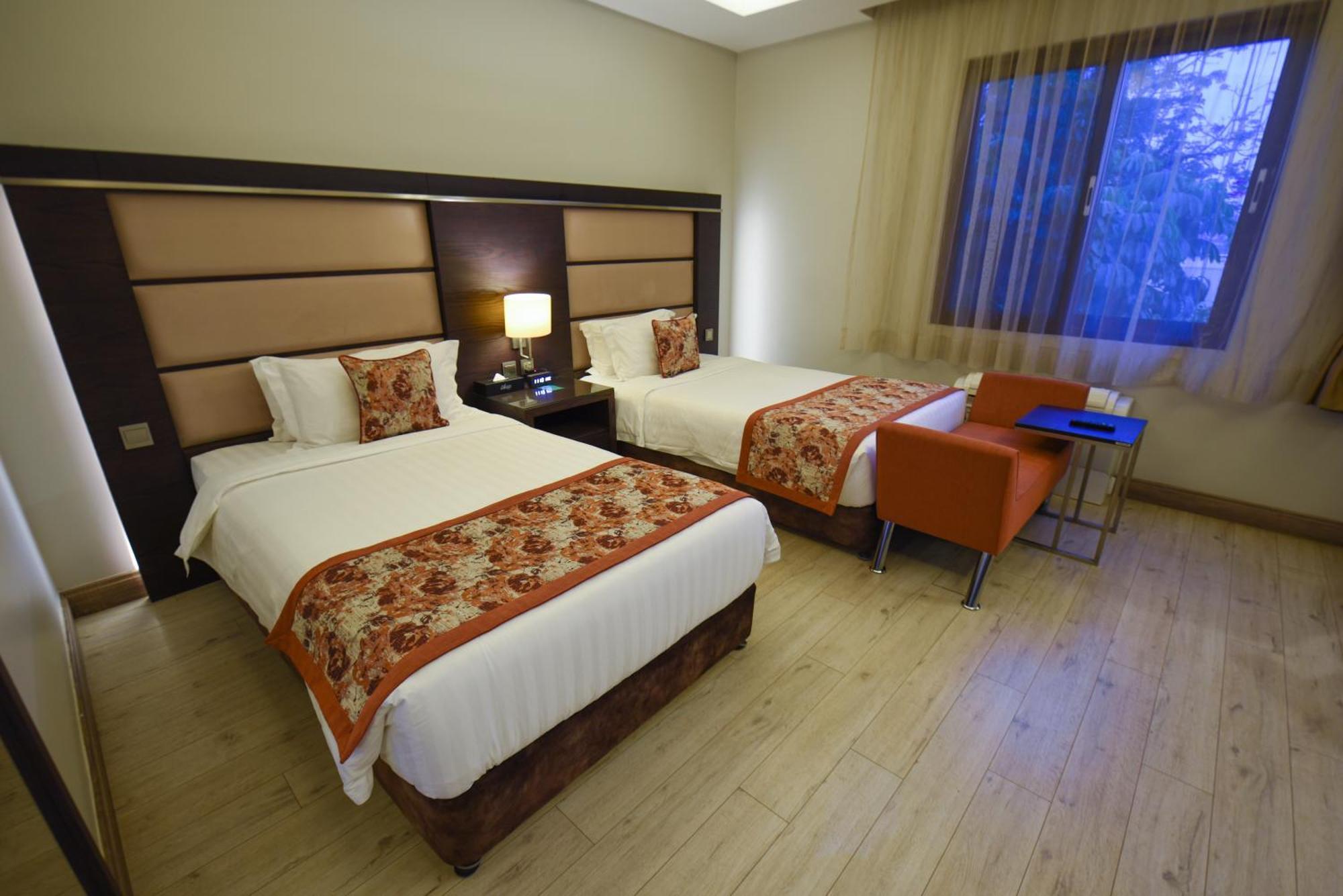 The Athena Hotel Kampala Luaran gambar