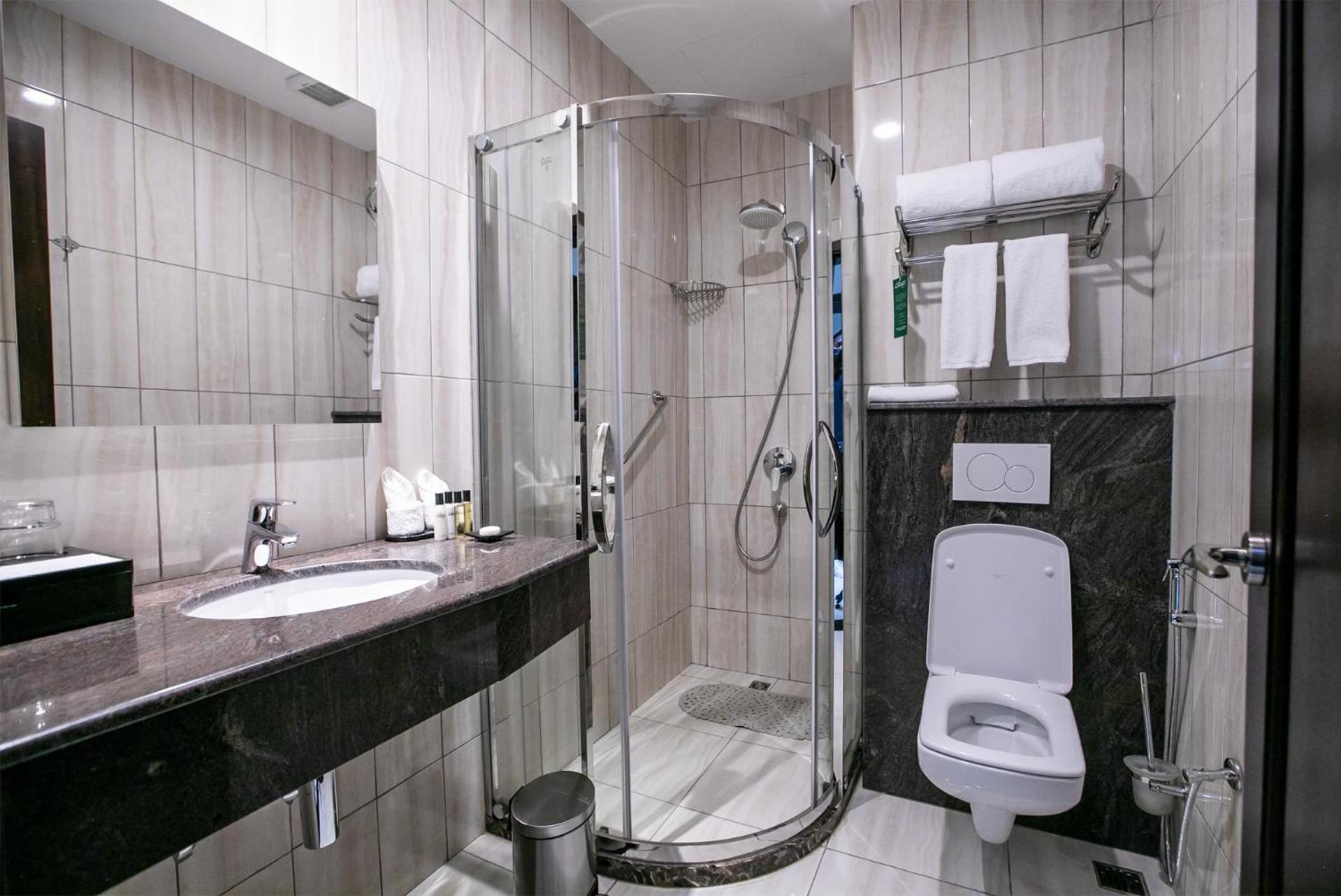 The Athena Hotel Kampala Luaran gambar
